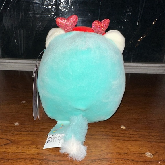 First to Market Anneli the Ferret 2023 Valentine’s Day 5 inch Squishmallow - Picture 2 of 5